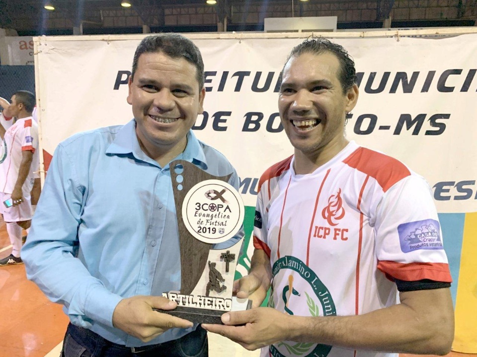 Prefeito participa do encerramento da 3ª Copa Evangélica de Futsal