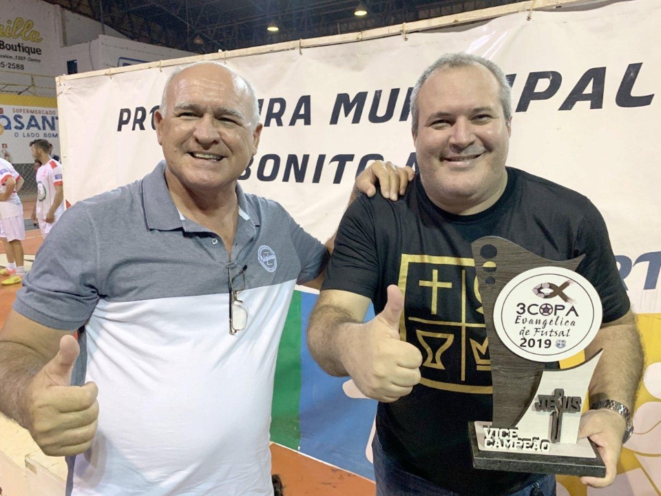 Prefeito participa do encerramento da 3ª Copa Evangélica de Futsal