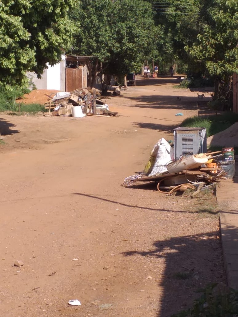 Mutirão para recolher o lixo continua nesta 5ª na Vila João de Barro