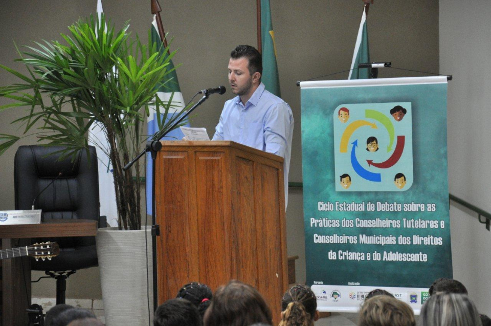 II Ciclo Estadual de Debates promovido pela Sedhast termina hoje