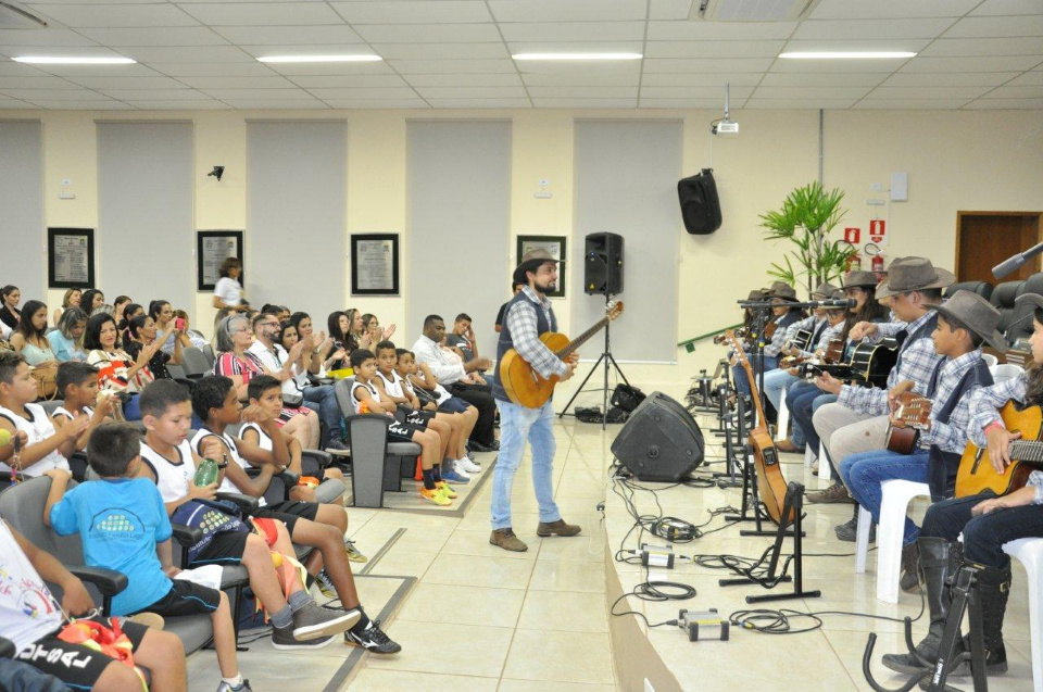 II Ciclo Estadual de Debates promovido pela Sedhast termina hoje