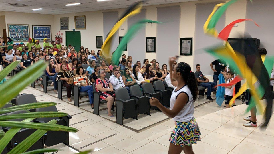 II Ciclo Estadual de Debates promovido pela Sedhast termina hoje