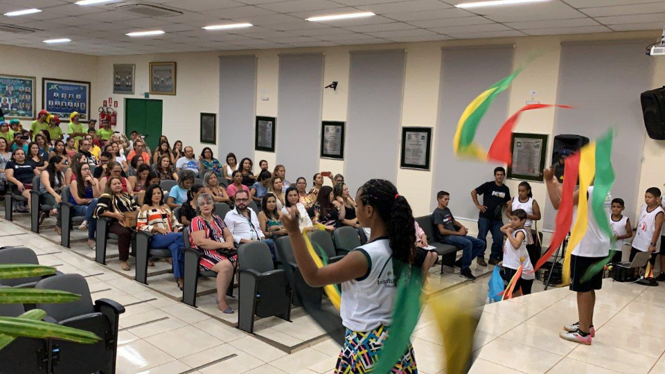 II Ciclo Estadual de Debates promovido pela Sedhast termina hoje