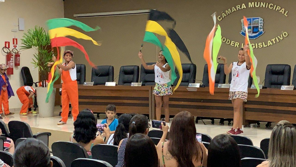 II Ciclo Estadual de Debates promovido pela Sedhast termina hoje