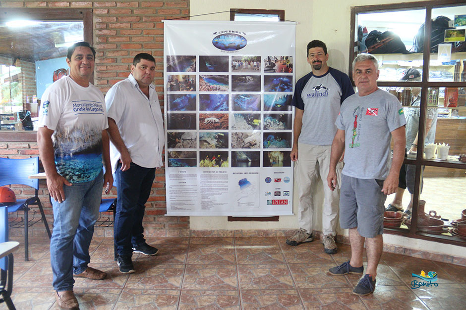 Começa a 2ª etapa da expedição de mergulho na Gruta do Lago Azul