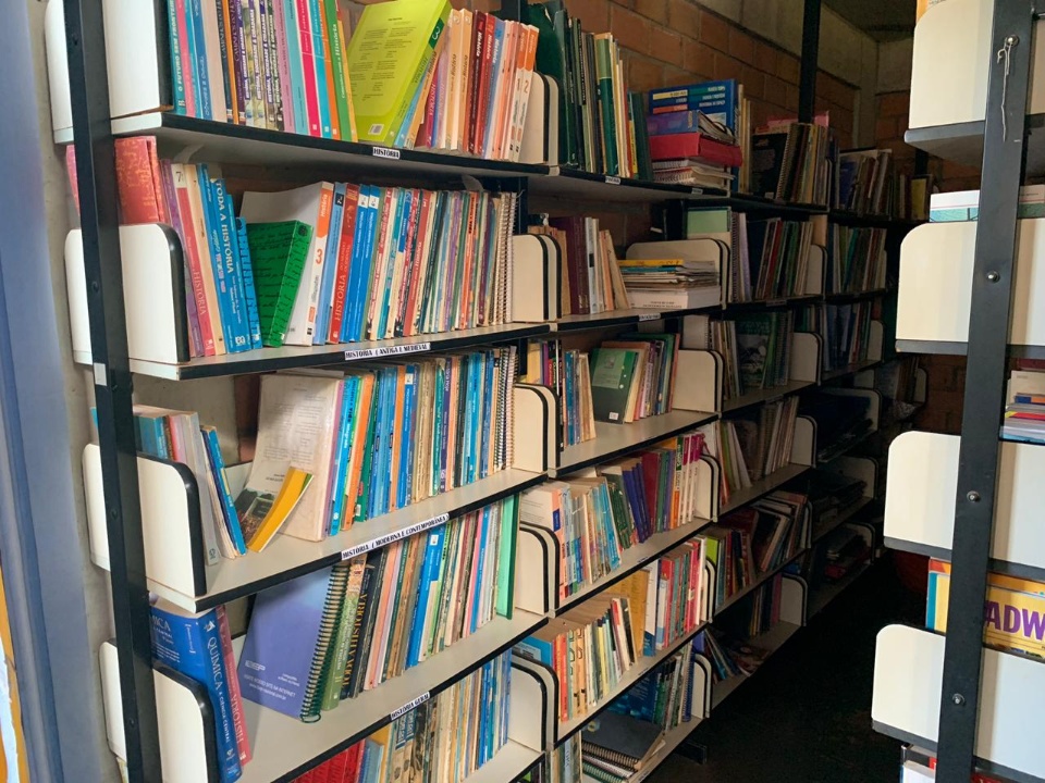 Biblioteca Municipal funciona de segunda a sexta