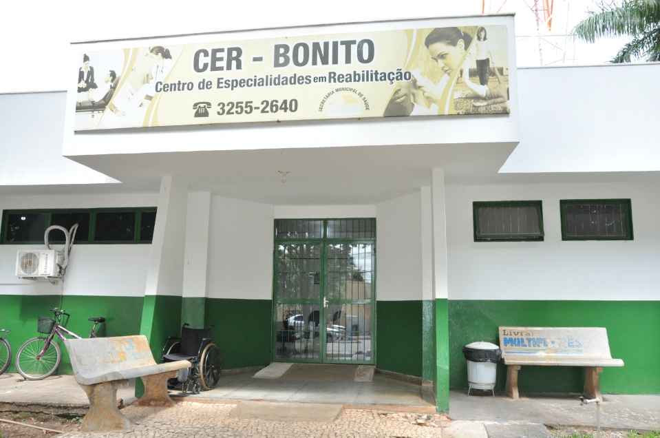 Centro de Especialidades e Reabilitação recebe 40 cadeiras de rodas