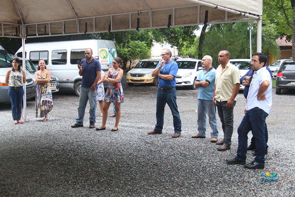 Prefeitura lança selo de vistoria do transporte turístico de Bonito