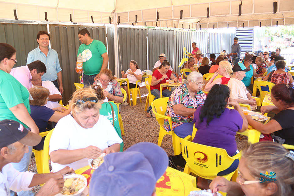 Prefeitura de Bonito leva centenas de pacientes para a Caravana da Saúde