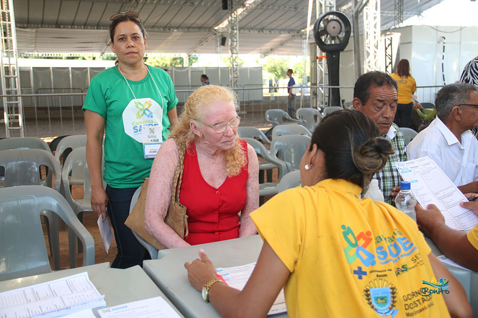 Prefeitura de Bonito leva centenas de pacientes para a Caravana da Saúde