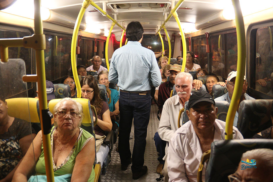 Prefeitura de Bonito leva centenas de pacientes para a Caravana da Saúde