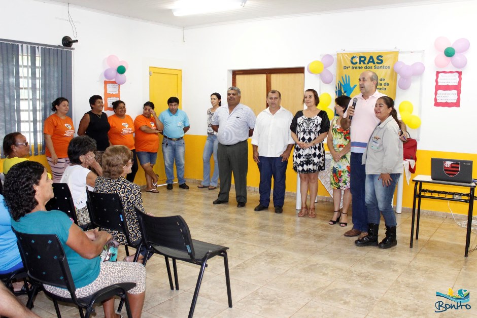 Reunião no CRAS tem palestra sobre cuidados com a dengue