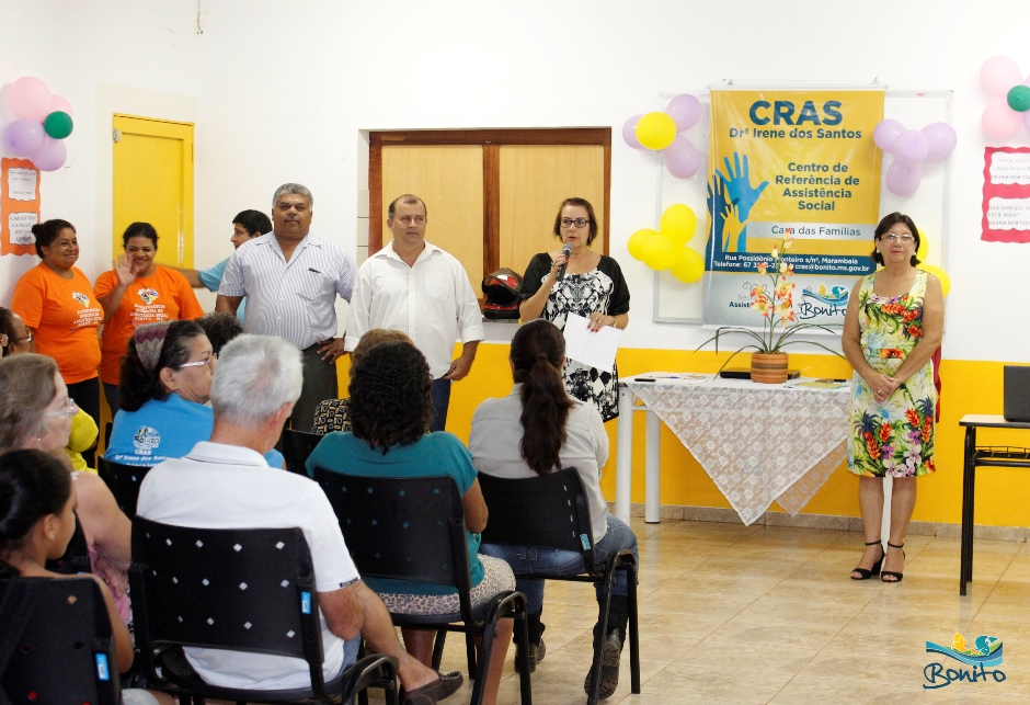 Reunião no CRAS tem palestra sobre cuidados com a dengue