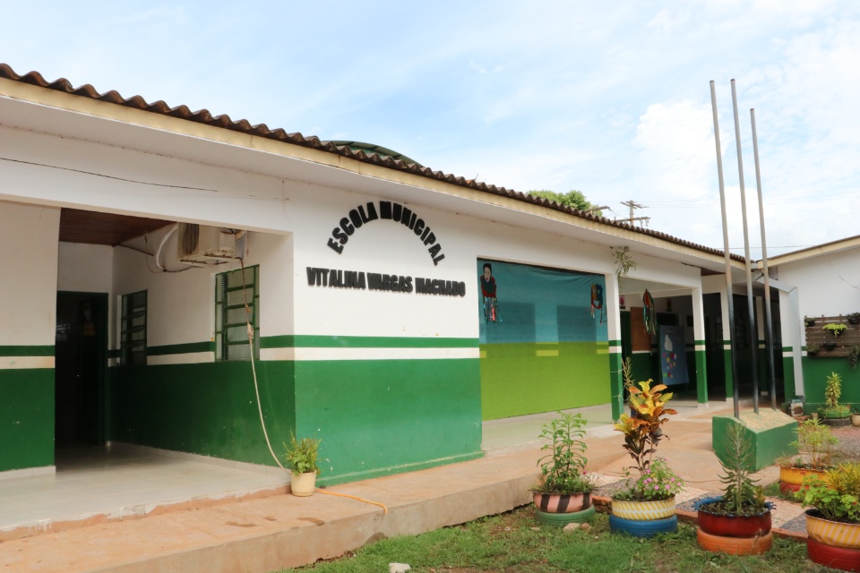 Prefeitura revitaliza escolas da Rede Municipal de Ensino