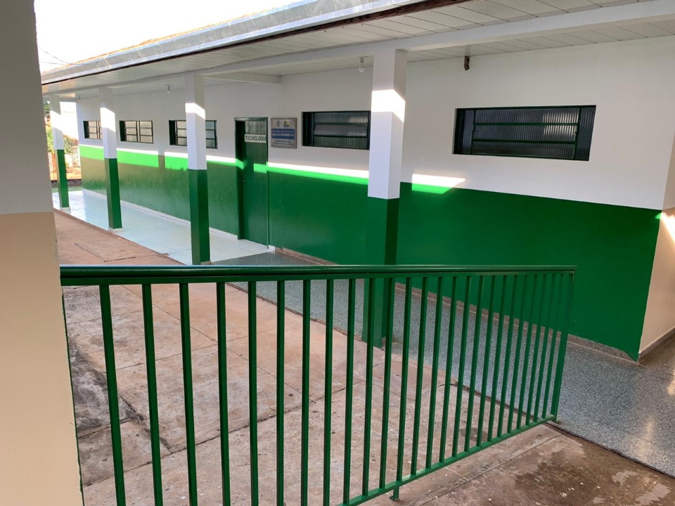 Prefeitura revitaliza escolas da Rede Municipal de Ensino