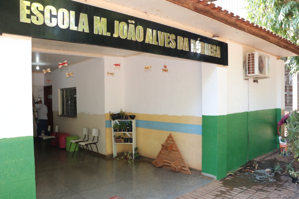 Prefeitura revitaliza escolas da Rede Municipal de Ensino