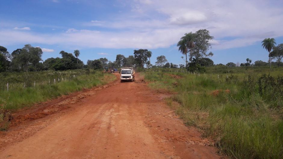 Vice-Prefeito Josmail visita lugares afetados pelas fortes chuvas e prefeitura doa cestas básicas para famílias