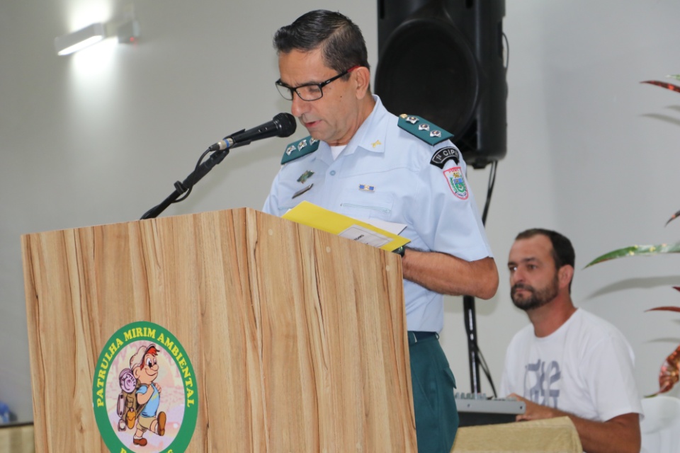 Prefeito participa da aula inaugural do Instituto Mirim Ambiental