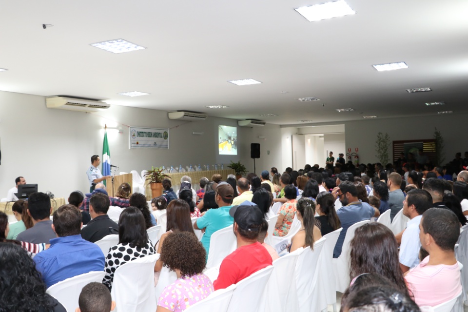 Prefeito participa da aula inaugural do Instituto Mirim Ambiental