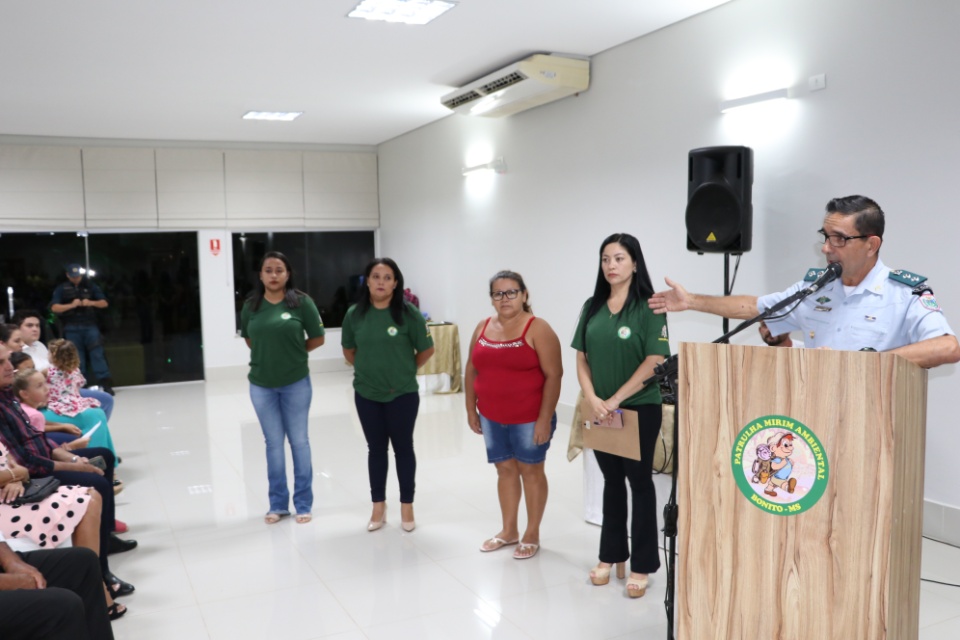 Prefeito participa da aula inaugural do Instituto Mirim Ambiental