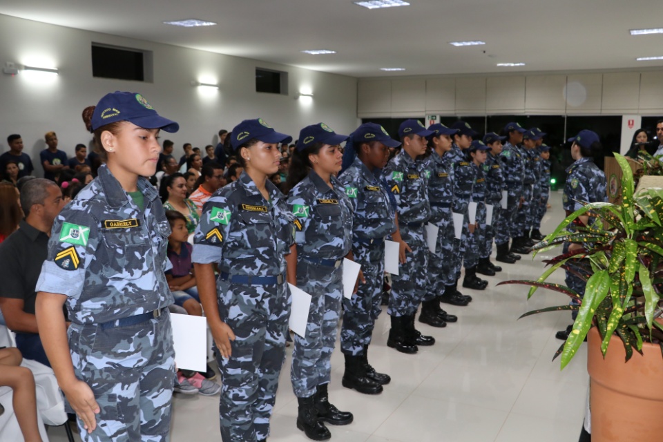 Prefeito participa da aula inaugural do Instituto Mirim Ambiental
