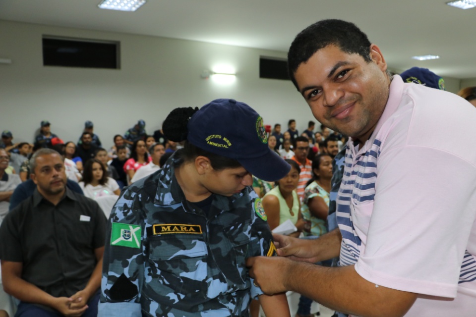 Prefeito participa da aula inaugural do Instituto Mirim Ambiental