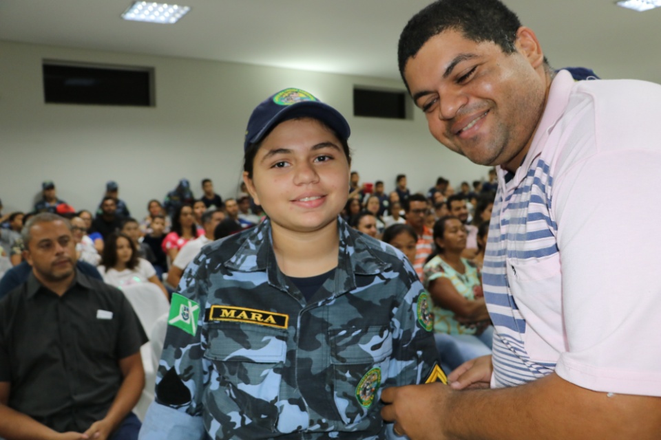 Prefeito participa da aula inaugural do Instituto Mirim Ambiental