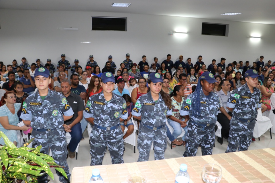 Prefeito participa da aula inaugural do Instituto Mirim Ambiental