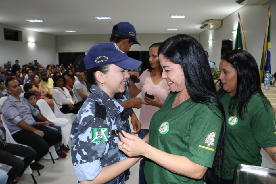 Prefeito participa da aula inaugural do Instituto Mirim Ambiental
