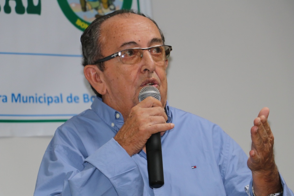 Prefeito participa da aula inaugural do Instituto Mirim Ambiental