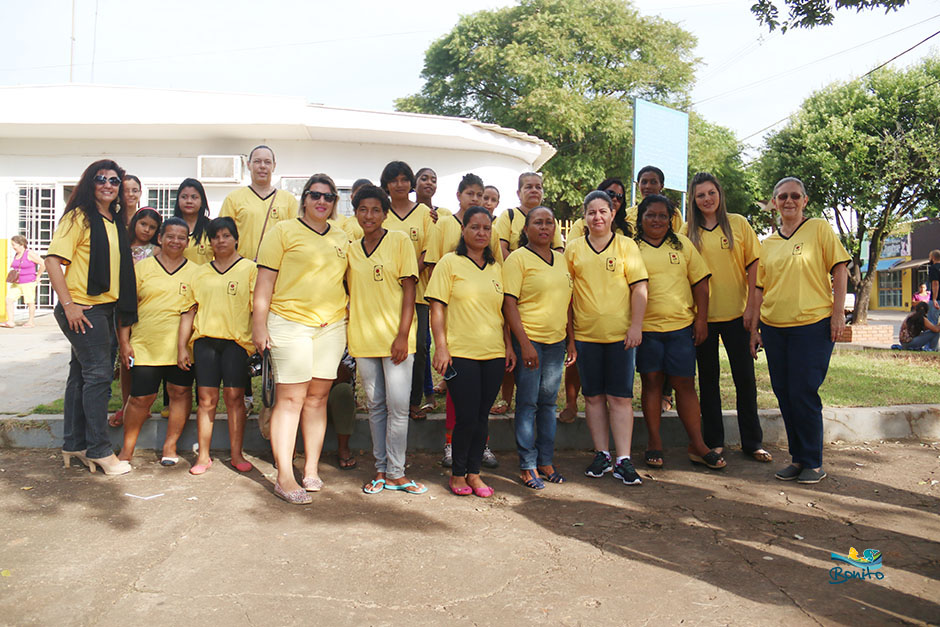 Prefeitura organiza caminhada para as mulheres com o tema: Dignidade, isso é um presente! Prefeitura organiza caminhada para as mulheres com o tema: Dignidade, isso é um presente!