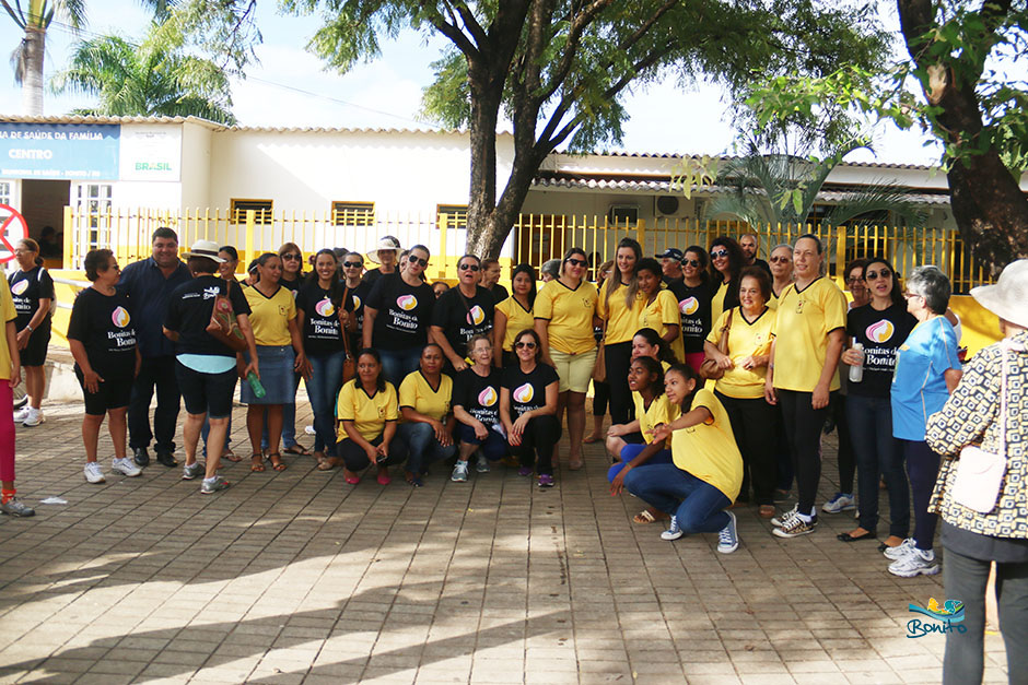 Prefeitura organiza caminhada para as mulheres com o tema: Dignidade, isso é um presente! Prefeitura organiza caminhada para as mulheres com o tema: Dignidade, isso é um presente!