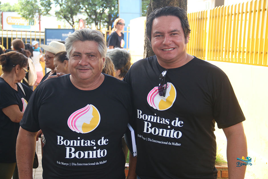 Prefeitura organiza caminhada para as mulheres com o tema: Dignidade, isso é um presente! Prefeitura organiza caminhada para as mulheres com o tema: Dignidade, isso é um presente!