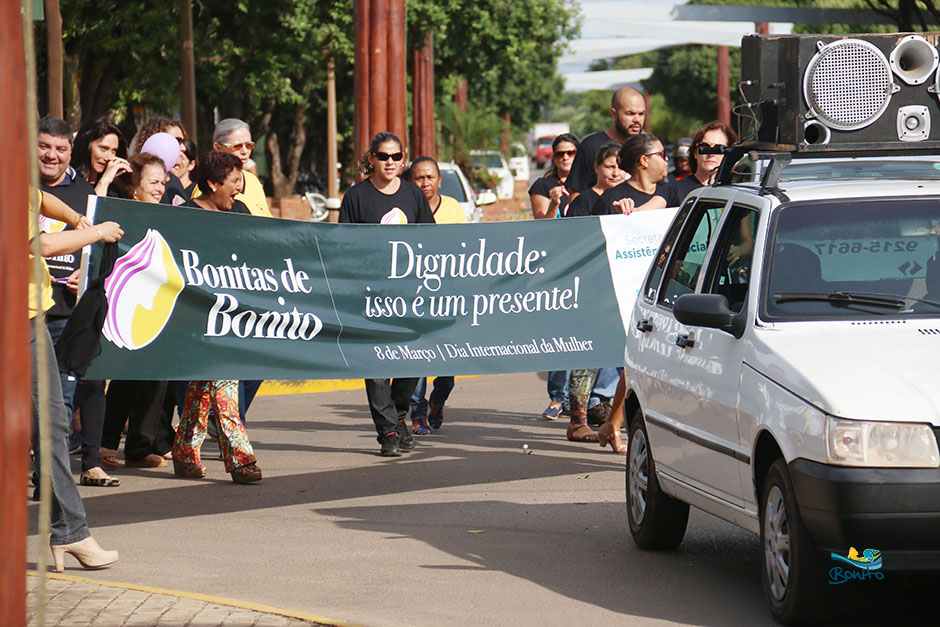 Prefeitura organiza caminhada para as mulheres com o tema: Dignidade, isso é um presente!