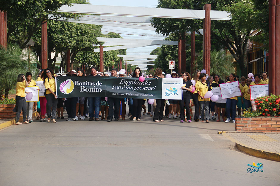 Prefeitura organiza caminhada para as mulheres com o tema: Dignidade, isso é um presente!
