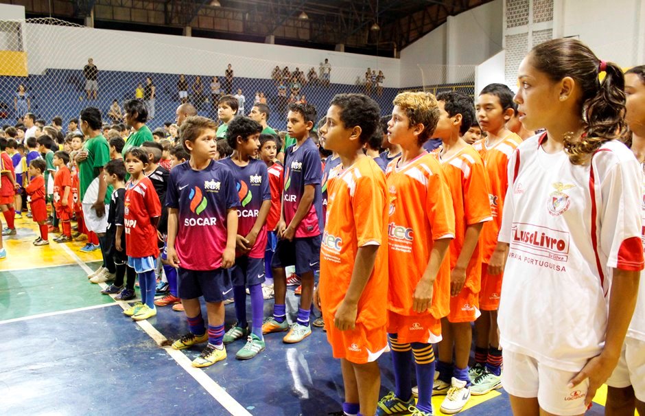 1ª Copa Osmar Pereira (Seba) de Futsal incentiva jovens competidores
