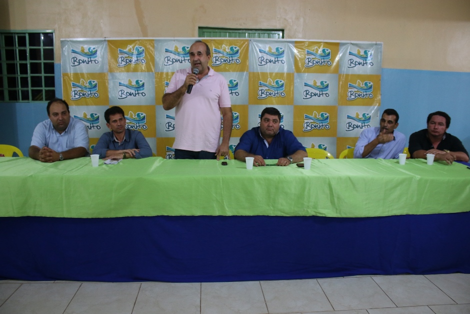 Considerado o maior empreendimento habitacional da história de Bonito, família assinam pré-contrato de casas