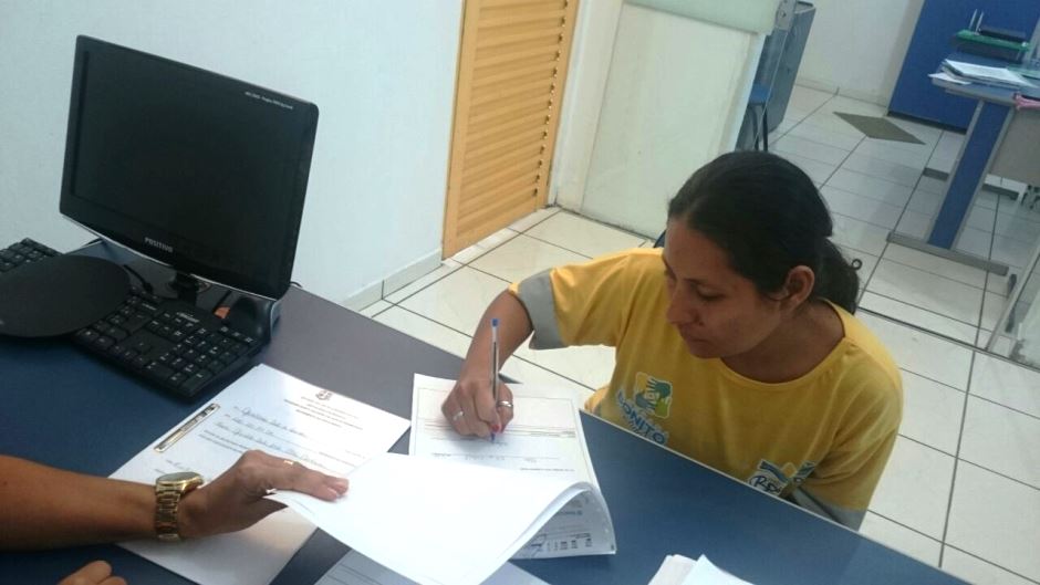Programa Bonito Solidário recebe novos uniformes, pagamento e participa de 'quebra torto'