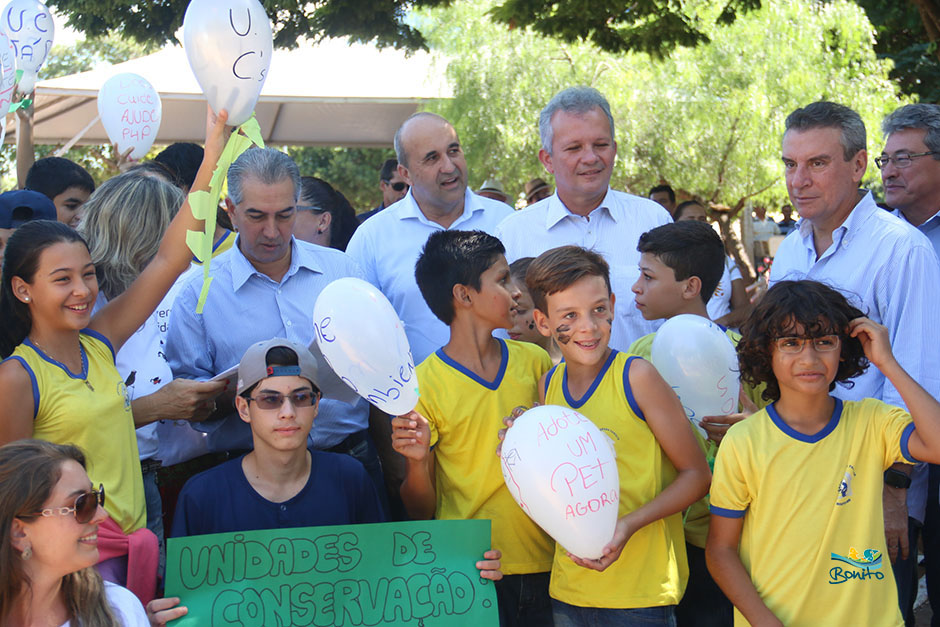 Prefeito, Ministro e Governador lançam internet 3G e Cidade Digital em Bonito (MS)
