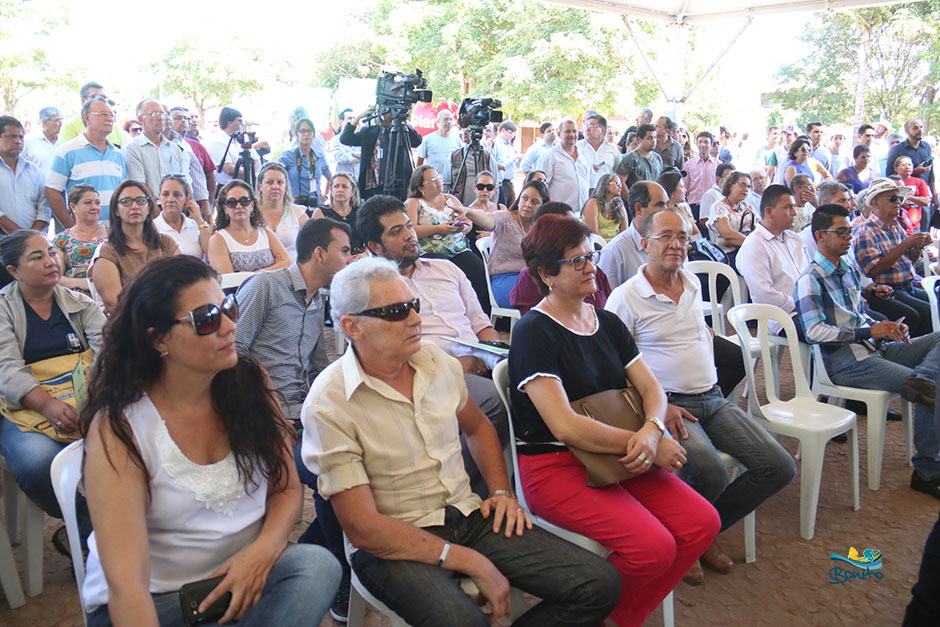 Prefeito, Ministro e Governador lançam internet 3G e Cidade Digital em Bonito (MS)