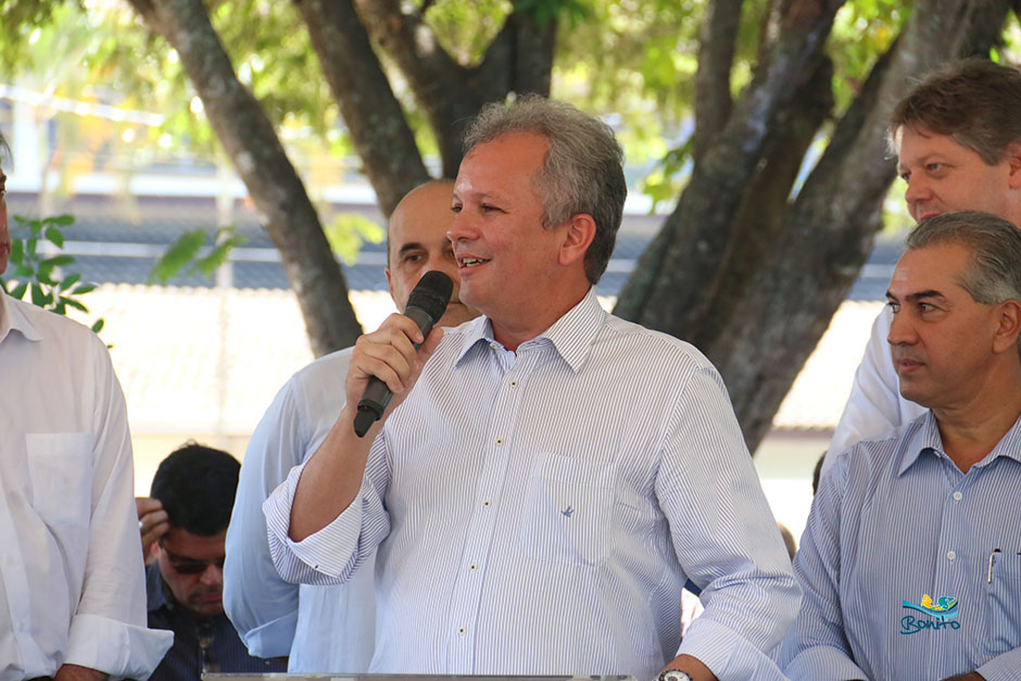 Prefeito, Ministro e Governador lançam internet 3G e Cidade Digital em Bonito (MS)