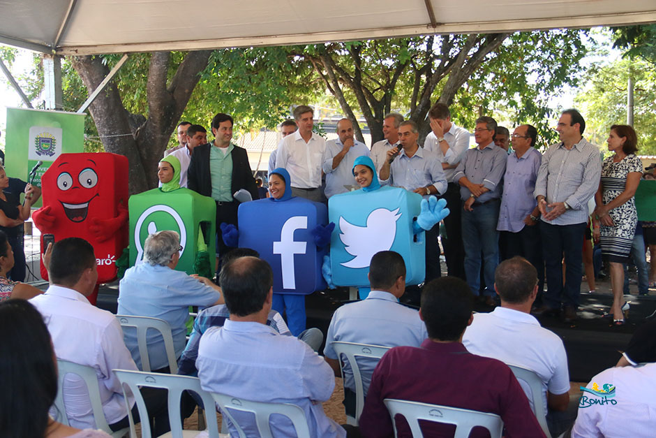 Prefeito, Ministro e Governador lançam internet 3G e Cidade Digital em Bonito (MS)