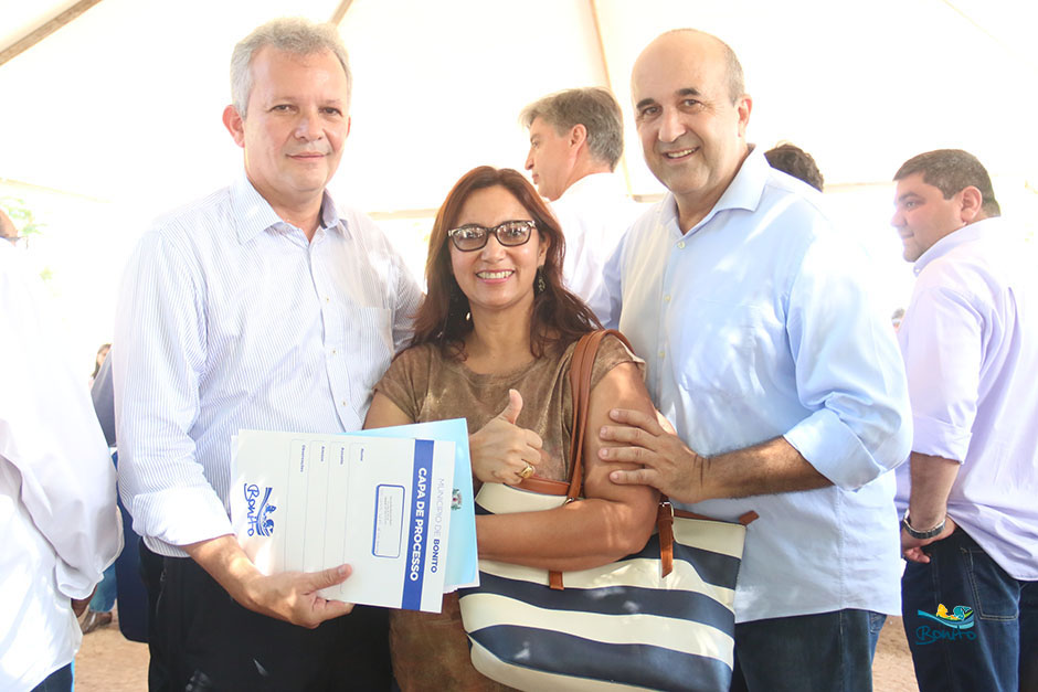 Prefeito, Ministro e Governador lançam internet 3G e Cidade Digital em Bonito (MS)