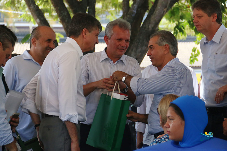 Prefeito, Ministro e Governador lançam internet 3G e Cidade Digital em Bonito (MS)