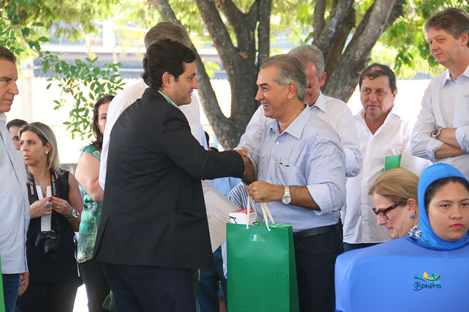 Prefeito, Ministro e Governador lançam internet 3G e Cidade Digital em Bonito (MS)