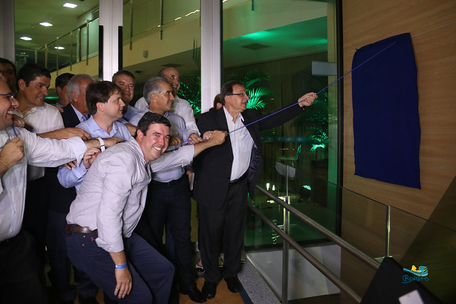 Prefeito Leleco é elogiado pela coragem durante a inauguração da sede do Sebrae em Bonito Prefeito Leleco é elogiado pela coragem durante a inauguração da sede do Sebrae em Bonito