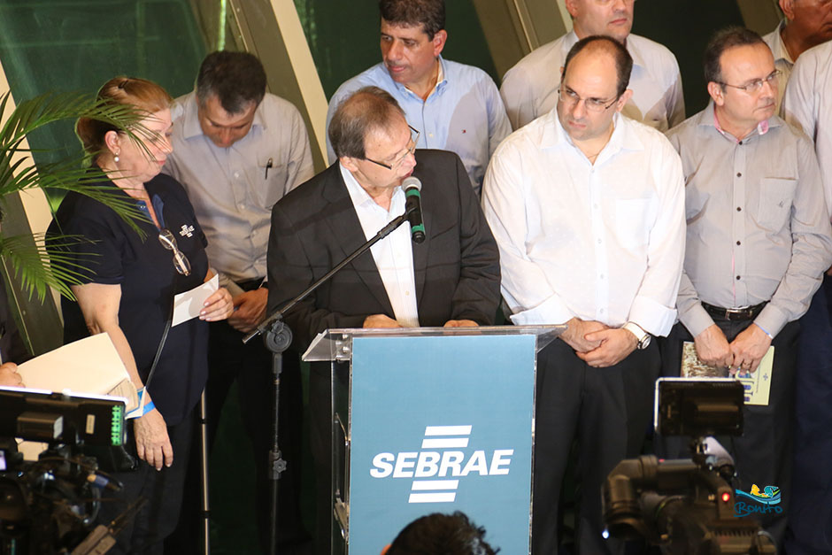 Prefeito Leleco é elogiado pela coragem durante a inauguração da sede do Sebrae em Bonito