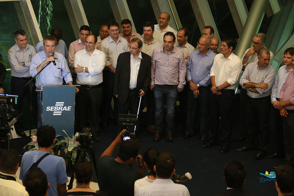 Prefeito Leleco é elogiado pela coragem durante a inauguração da sede do Sebrae em Bonito Prefeito Leleco é elogiado pela coragem durante a inauguração da sede do Sebrae em Bonito