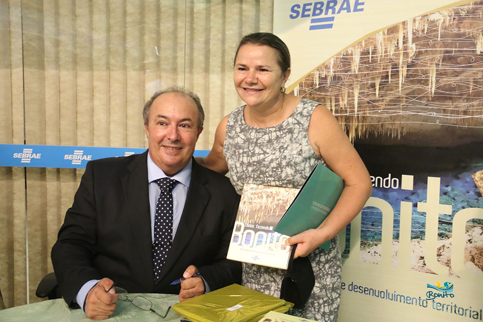 Prefeito Leleco é elogiado pela coragem durante a inauguração da sede do Sebrae em Bonito Prefeito Leleco é elogiado pela coragem durante a inauguração da sede do Sebrae em Bonito