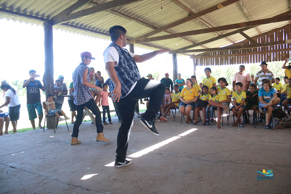 Dia do Índio: Jogos e Brincadeiras Indígenas no II Encontro Pluricultural em Bonito